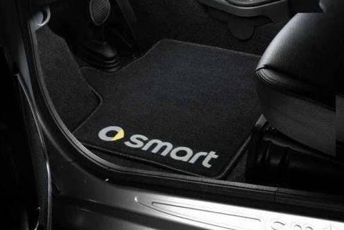 Set Tappetini In Velluto Per Smart EQ Fortwo Elektro (dal 2017) - 2 Pezzi Anteriori, Con Battitacco E Fissaggi, Antiscivolo, 1300 G/m²